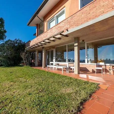 Big House With Swimming Pool Villa *